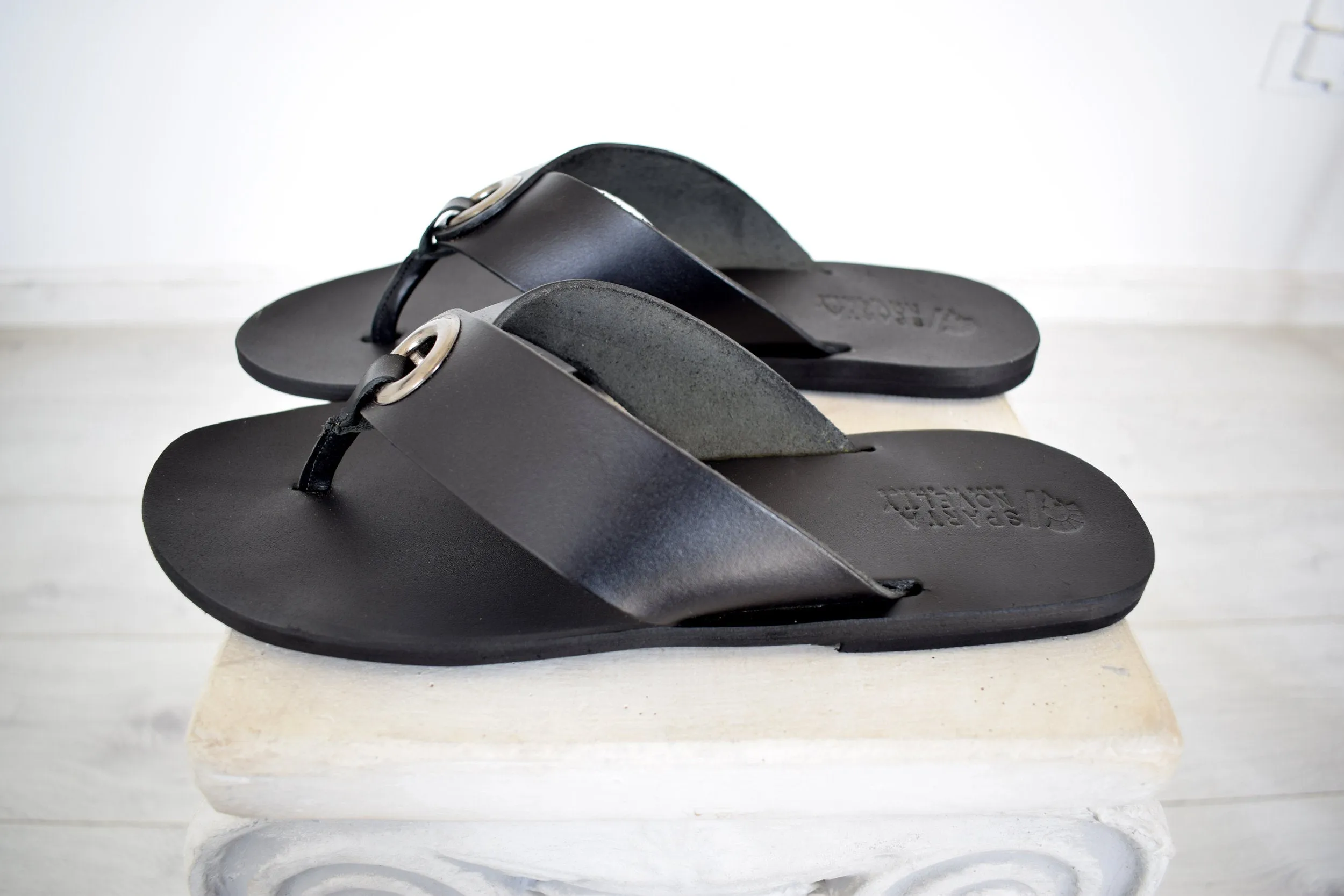 Flip flop Men Leather sandals, Black Color, Gift For Men, Handmade Sparta High Quality Genuine Leather sandals,