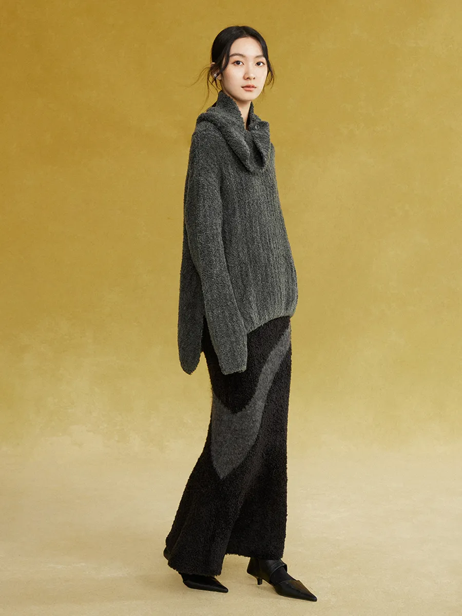 Relaxed Silhouette Loose Sweater